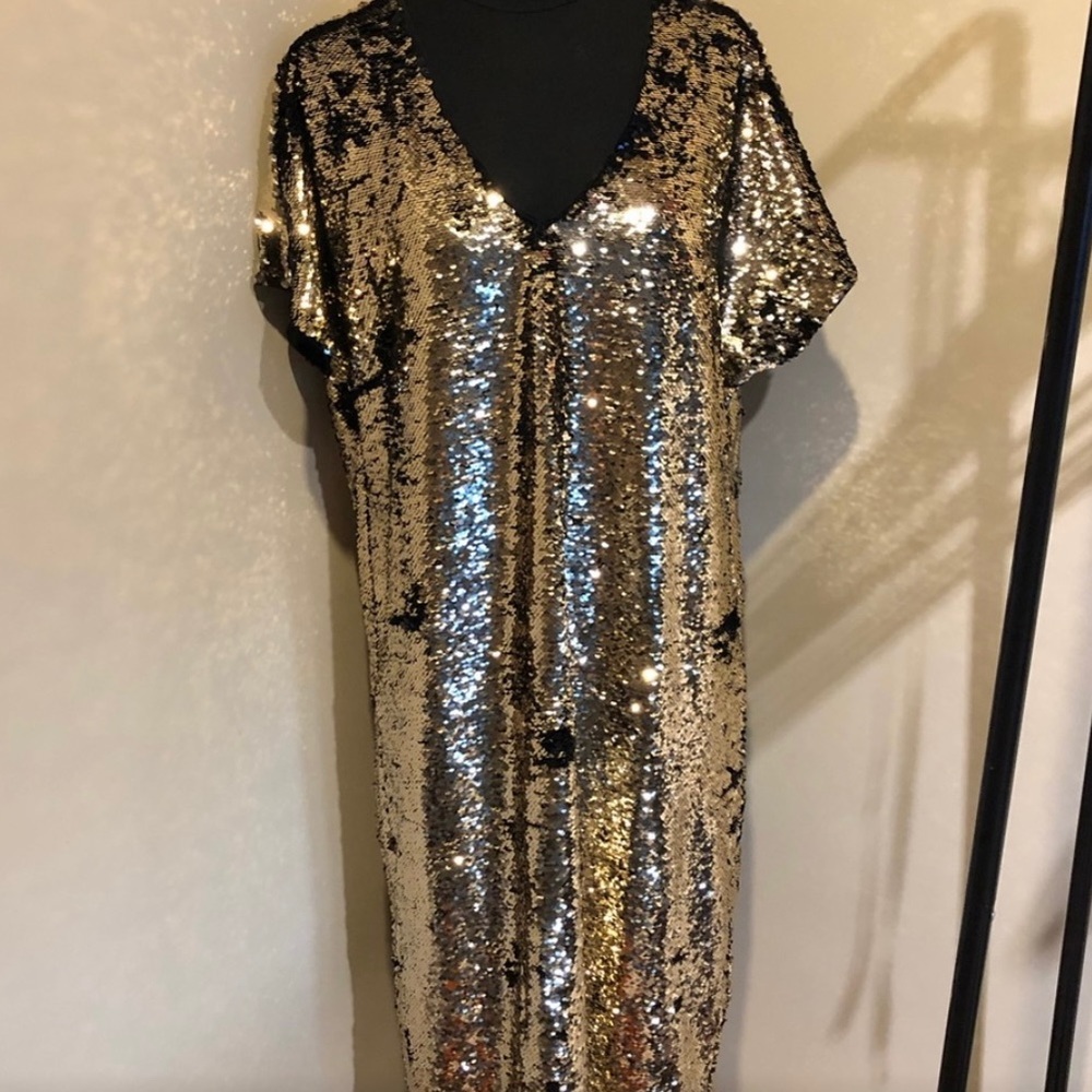 Tracee Ellis Ross Limited edition color changing sequin dress
